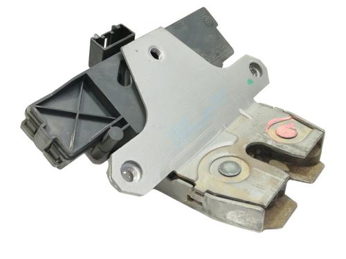 Tailgate lock LAND ROVER RANGE ROVER SPORT I (L320) 2.7 D 4x4 | BP8492478C101 