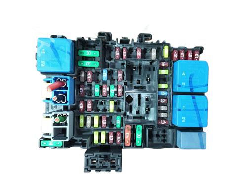 Used Fuse box NISSAN JUKE (F16_) 1.0 (114 hp) 31013187