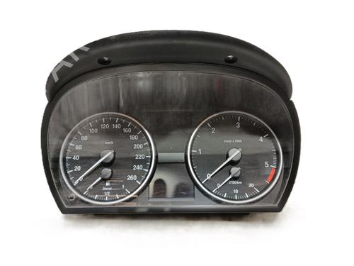 Used Instrument cluster BMW 3 (E90) 318 d (143 hp) 20172671