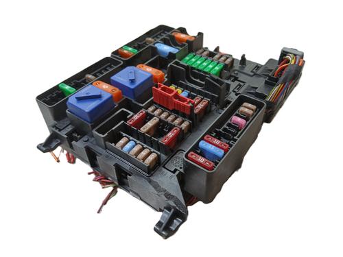 fuse-box-bmw-1-f40-2019-35945379 main image