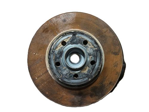 Left front steering knuckle MERCEDES-BENZ CLA (C118) CLA 180 (118.384) | BP27354678M25 