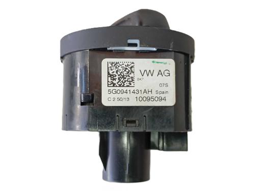 Headlight switch SEAT LEON (5F1) 1.6 TDI | BP38481469I24 - Image 4