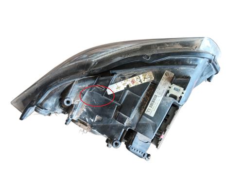 Left headlight BMW 3 (E90) 320 d | BP27718737C28 