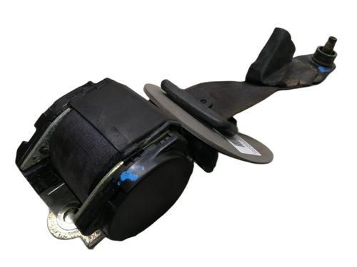 Used Rear left seatbelt LAND ROVER FREELANDER I (L314) 2.0 DI 4x4 (98 hp) 10382847