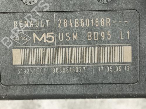 Fuse box RENAULT MEGANE III Hatchback (BZ0/1_, B3_)  | BP21129757E1 