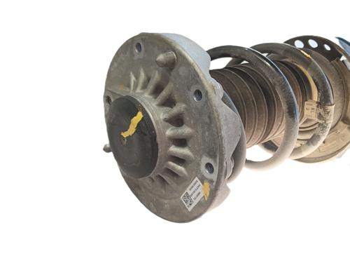 Right front shock absorber BMW 1 (F40) 118 d | BP35986325M17 - Image 3