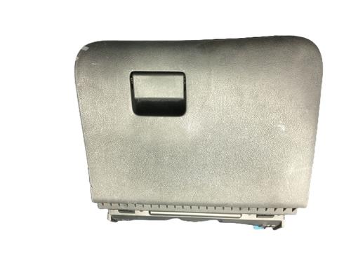 Used Glove box NISSAN JUKE (F15) 1.2 DIG-T (115 hp) 21096777