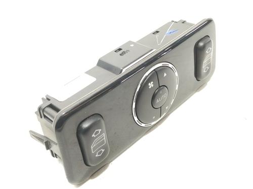 Used Climate control MERCEDES-BENZ M-CLASS (W163) ML 270 CDI (163.113) (163 hp) 9178080
