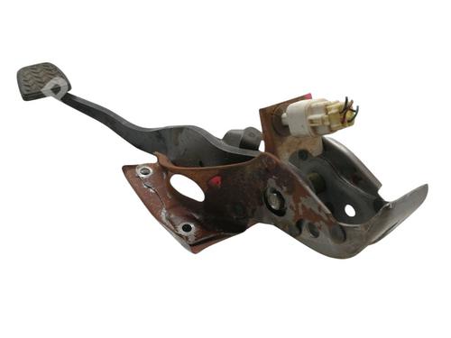 Used Break pedal Break pedal TOYOTA AVENSIS (_T25_) 2.0 D-4D (CDT250_, CDT250R) (116 hp) 10365410 10365410