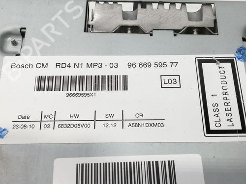 Radio PEUGEOT 5008 (0U_, 0E_) 1.6 HDi | BP9367073E6 