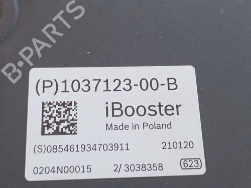 Brake master cylinder TESLA MODEL S (5YJS) | BP26558271M77