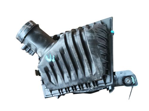 Used Air filter box BMW X1 (F48) sDrive 18 d (150 hp) 27515813