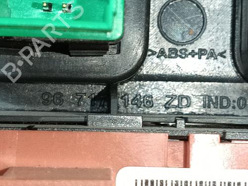 Switch CITROËN C4 II (NC_) 1.6 BlueHDi 100 | BP28599212I30