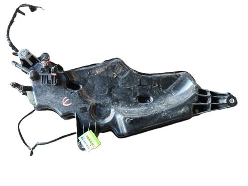 Used AdBlue tank SEAT ATECA (KH7, KHP) 2.0 TDI (150 hp) 30642670