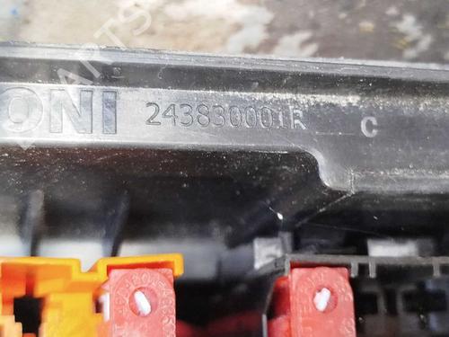 Fuse box RENAULT MASTER III Van (FV) 2.3 dCi 170 FWD (FV0L) | BP39168734E1 - Image 5