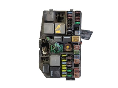 Used Fuse box Fuse box FORD MONDEO III (B5Y) 2.0 TDCi (130 hp) 34392120 34392120
