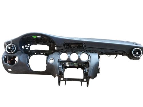 Used Dashboard Dashboard MERCEDES-BENZ C-CLASS (W205) C 180 BlueTEC / d (205.036) (116 hp) 40097334 40097334