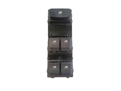Comutador vidro frente esquerdo Comutador vidro frente esquerdo KIA STONIC (YB) 1.0 T-GDi Eco-Dynamics+ (101 hp) 36447700 36447700