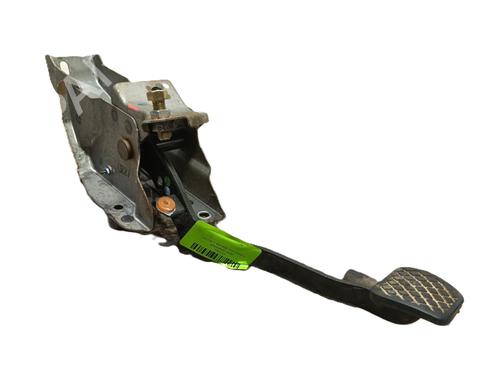 Used Clutch pedal HONDA CIVIC VII Hatchback (EU, EP, EV) [2000-2006]  23452649