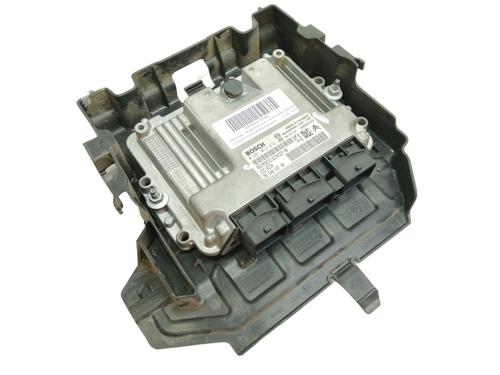 engine-control-unit-ecu-citroen-c3-picasso-sh_-16-hdi-9664843780-2008-9949946 main image