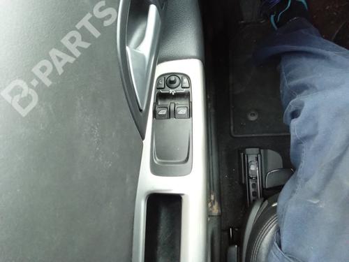 Used Left front window switch Left front window switch VOLVO C30 (533) 1.6 D (109 hp) 10548884 10548884