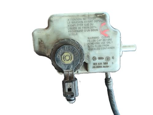 Hovedbremsecylinder SEAT ALTEA XL (5P5, 5P8) 2.0 TDI 4x4 (140 hp) 29886372