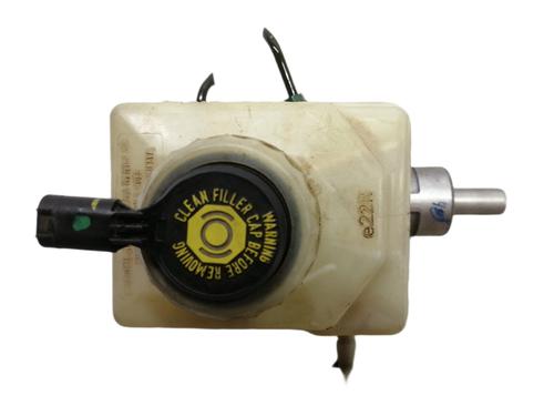 Brake master cylinder LAND ROVER RANGE ROVER SPORT I (L320) 2.7 D 4x4 | BP8272055M77 