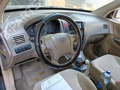 Left front window switch HYUNDAI TUCSON (JM) 2.0 CRDi | BP28188554I27 