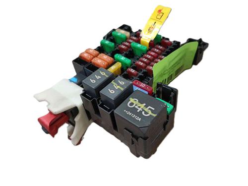 Used Fuse box Fuse box CUPRA FORMENTOR (KM7, KMP) 1.4 e-Hybrid (150 hp) 36387483 36387483