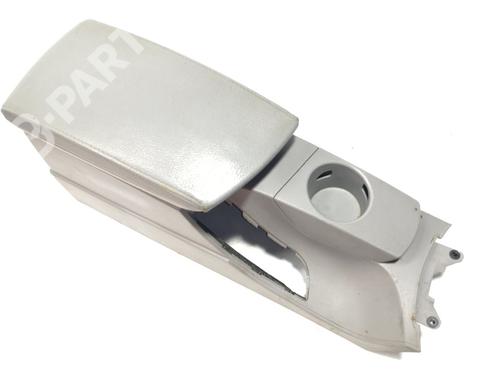 Used Armrest / Center console Armrest / Center console BMW X3 (E83) 2.0 d (150 hp) 7152079 7152079