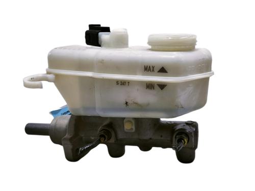 Used Brake master cylinder SKODA FABIA II (542) 1.4 TDI (70 hp) 15853684