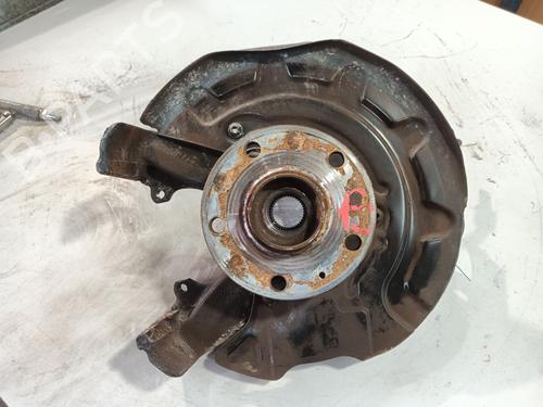 Venstre Styrespindel lagerhus VW GOLF SPORTSVAN VII (AM1, AN1) 1.0 TSI (110 hp) 31679734