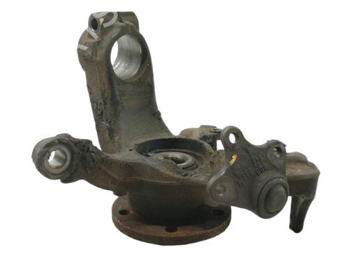 Used Left front steering knuckle VW POLO (9N_, 9A_) 1.4 16V (80 hp) 10525935