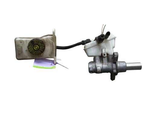 Used Brake master cylinder Brake master cylinder 37172694 37172694