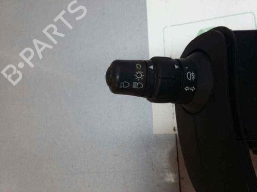 Used Steering column stalk RENAULT KANGOO / GRAND KANGOO II (KW0/1_) 1.5 dCi 70 (KW0V, KW0A) (68 hp) 5368405