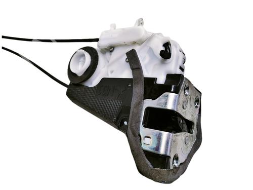 Rear left lock TOYOTA YARIS (_P13_)  | BP15830609C100 
