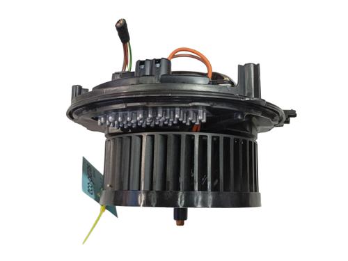 Heater blower motor AUDI Q2 (GAB, GAG) 1.6 TDI | BP32266746M62
