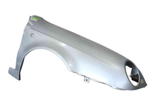 Used Right front fenders Right front fenders 37258005 37258005