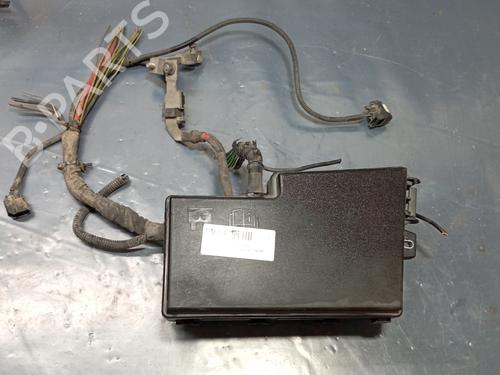 Used Fuse box VOLVO V50 (545) [2003-2012]  23260667