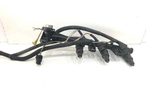 Used Injection rail HYUNDAI ELANTRA III Saloon (XD) [2000-2007]  5366584