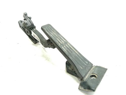 pedal-hyundai-i30-estate-gd-14-crdi-327003xxx-2012-10176121 main image