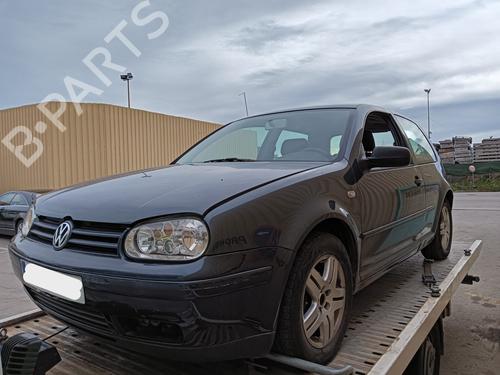Gebruikte VW GOLF IV (1J1) 1.6 16V (105 hp) 4432389 Onderdelen