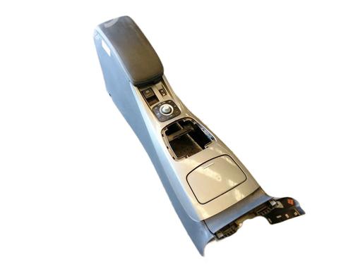 Used Armrest / Center console Armrest / Center console RENAULT LAGUNA III (BT0/1) [2007-2015] 12340765 12340765