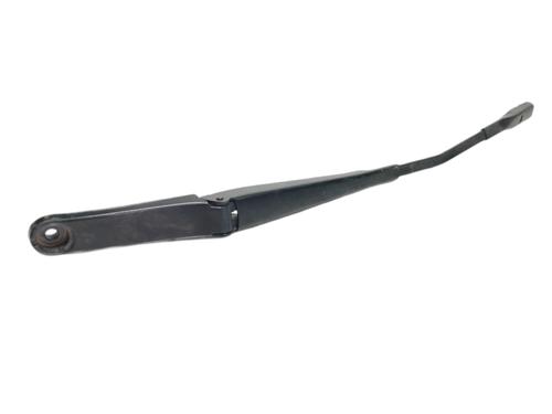 Used Front windshield wiper arm AUDI A4 B9 (8W2, 8WC) 2.0 TDI (150 hp) 12179519