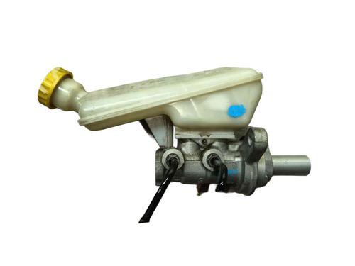 Used Brake master cylinder Brake master cylinder 18971362 18971362