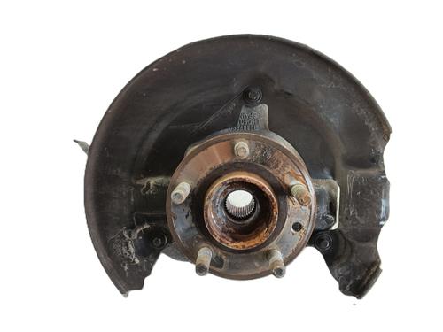 Used Left front steering knuckle VOLVO V40 Hatchback (525) D2 (120 hp) 32211693