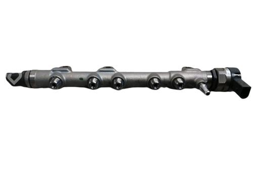 Used Injection rail BMW X1 (F48) sDrive 18 d (150 hp) 16563215