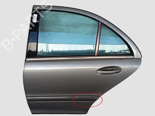 Used Left rear door MERCEDES-BENZ C-CLASS (W203) [2000-2007]  10724876