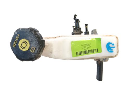 brake-master-cylinder-kia-stonic-yb-2017-32210552 main image