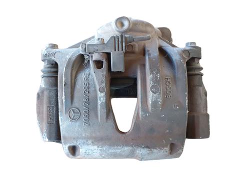 Used Right front brake caliper MERCEDES-BENZ E-CLASS (W211) E 220 CDI (211.006) (150 hp) 30589386